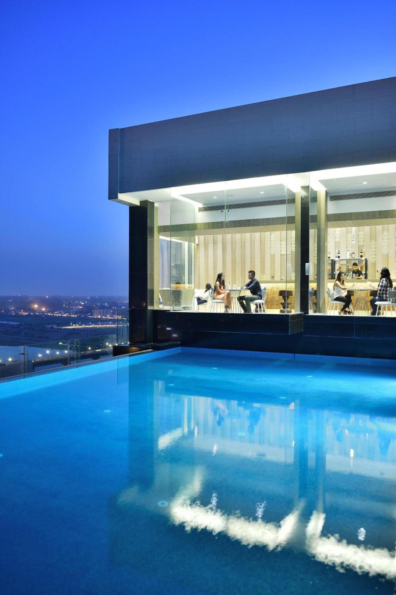 Renaissance Lucknow Hotel, Gomti Nagar Kültér fotó
